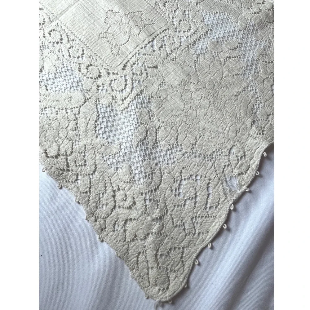 Vintage Hand-Crocheted Filet Cotton Table Runner Embossed Floral Lace